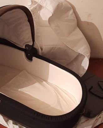 Trio Carrozzina seggiolino passeggino Peg Perego