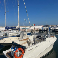 Quicksilver Active 640 cabin