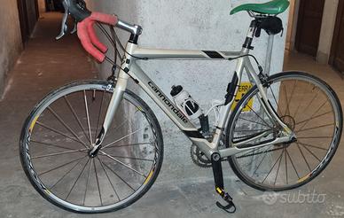 bici da corsa  Cannondale Sinapse del 2010 