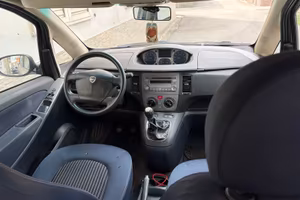Lancia Musa 1.3 mjt