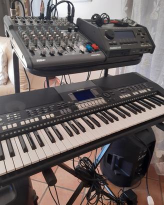 Strumentazione Per Piano Bar /karaoke 