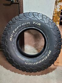 BF GOODRICH 265/75 R16