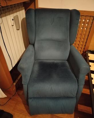 Poltrona elettrica per anziani 