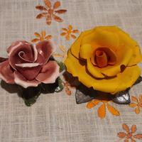 Coppia di fiori in ceramica Vintage