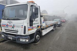 IVECO EUROCARGO – CARRO ATTREZZI CON PIANALE –