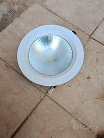 Fari  led  grandi da controsoffitto 