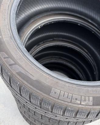 Gomme 235/45/R18 invernali