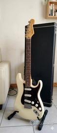Fender Stratocaster Roadhouse