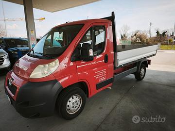 Peugeot Boxer 2.2 TD cassone fisso 