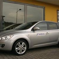 Kia cee'd 1.6 EX 5p
