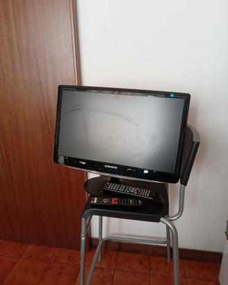 Tv 22 samsung con telecomando e presa hdmi