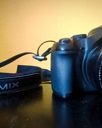 Panasonic Lumix FZ82