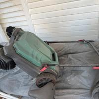 Spazzatrice manuale Parkside per esterni