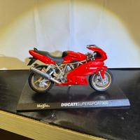 Modellino MAISTO SUPERSPORT 900