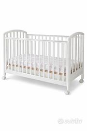 Lettino bianco per neonato/bambino con materasso