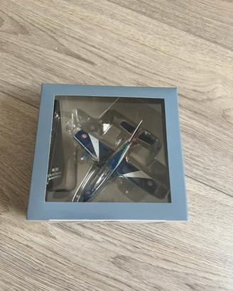 Modellino aereo Mb339 Italeri 1:100