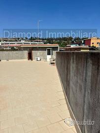 Appartamento con terrazza ad Aci Catena