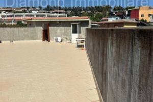 Appartamento con terrazza ad Aci Catena