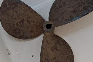 Elica tre pale per barcs a vela