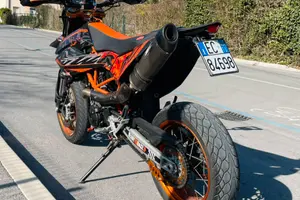 Ktm 690 smc R 2015 a2