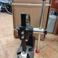 Pressa manuale a cremagliera fino a 2 tonnellate