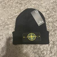 Cappello stone island nero