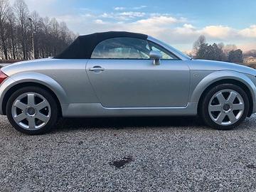 Audi TT Roadster