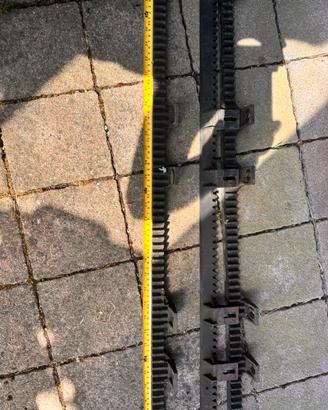 3 Cremagliere cancello scorrevole 1m cad.