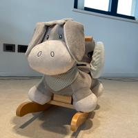 Asino a dondolo marca Nattou