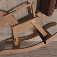 cavallo a dondolo bambini Pinolino