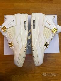 Jordan 4 mettalic gold