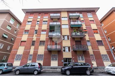 3 LOCALI A CESANO BOSCONE