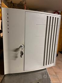 Case per workstation