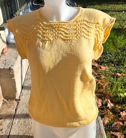 gilet,magliette e maglioni fatti a mano,si sped.