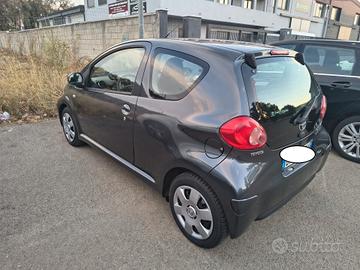 Toyota Aygo 1.0 12V VVT-i 3 porte Sol