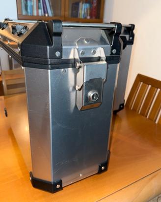 Set di valigie laterali in alluminio Voge 500 ds