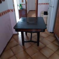 Tavolo in legno massello