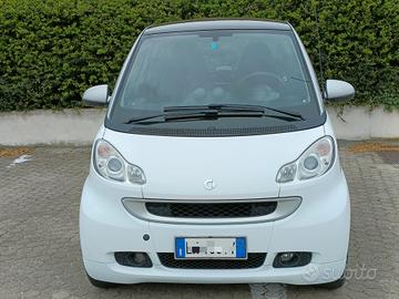Smart ForTwo 1000 62 kW coupé passion