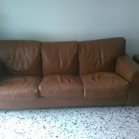 divano a tre posti