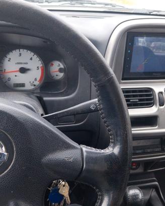 NISSAN NAVARA