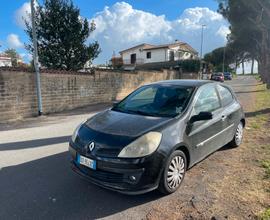 Renault Clio Storia 1.2 3 porte Confort gpl