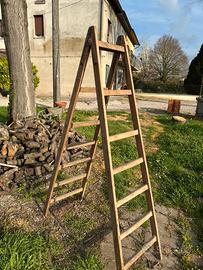 Scala in legno vintage