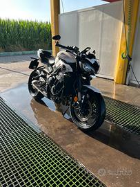 Triumph street triple R - 2023