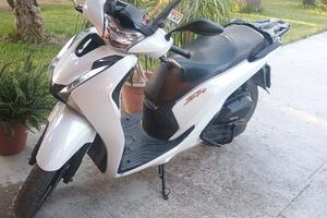 sh 125