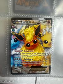 Carta pokemon FlareonEX