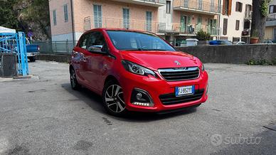 Peugeot 108 PureTech 82 5 porte Allure