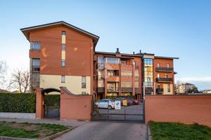 4 LOCALI A BEINASCO