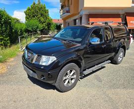Nissan Navara KING CAB 2.5 DCI 171CV CON HARD TOP