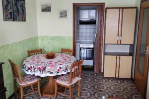 PRIVATO vende bilocale a pochi passi dal mare