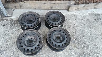 4 cerchi  15" in acciaio per Peugeot/Citroën